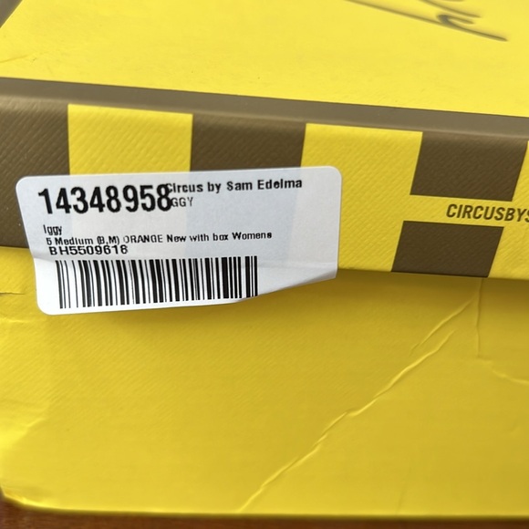 Circus by Sam Edelman Iggy Faux Leather Square Toe Flat Sandal Size 5 In Peach - Picture 9 of 9